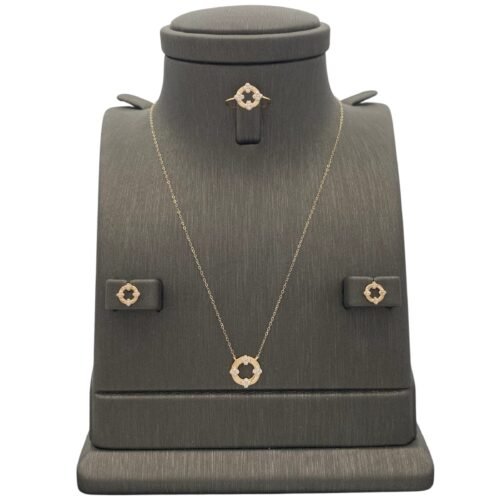 نصف طقم اطفال ذهب عيار 18 الوزن 1.76 جرام