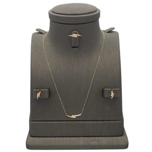 نصف طقم اطفال ذهب عيار 18 الوزن 1.54 جرام