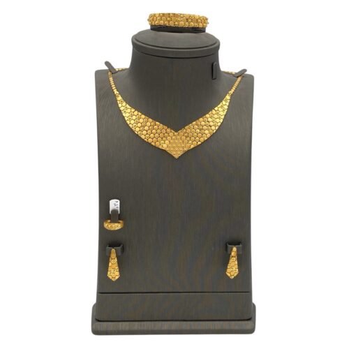 طقم جناح الصقر ذهب عيار 21 الوزن 41.37 جرام