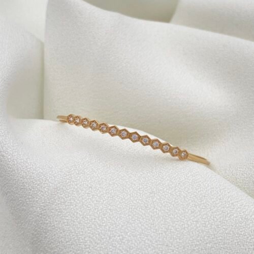 اسواره اطفال ذهب عيار 18 الوزن 1.85 جرام