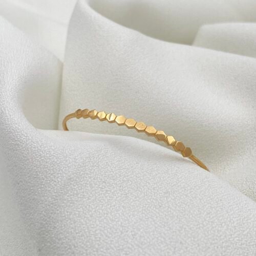 اسواره اطفال ذهب عيار 18 الوزن 1.46 جرام