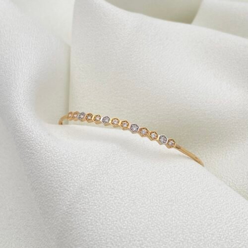 اسواره اطفال ذهب عيار 18 الوزن 1.83 جرام