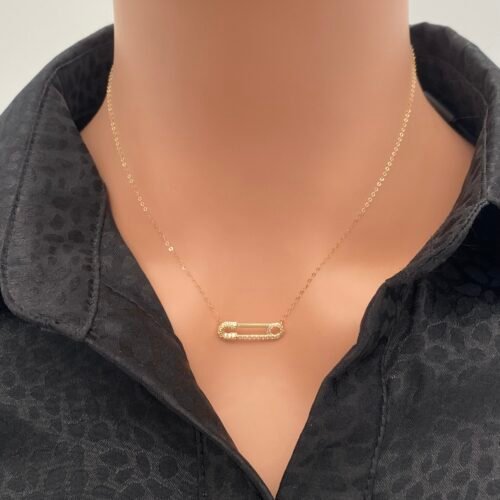 عقد ذهب عيار 18 الوزن 0.78 جرام