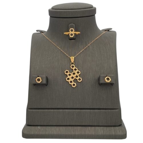 نصف طقم ذهب عيار 21 الوزن 4.6 جرام