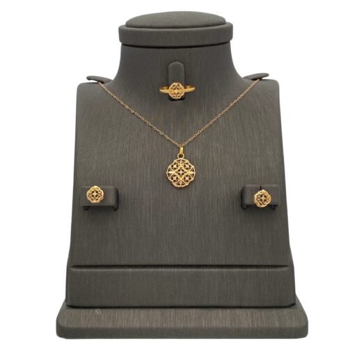 نصف طقم ذهب عيار 21 الوزن 3.24 جرام