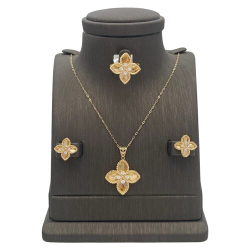 نصف طقم ذهب عيار 18 الوزن 9.69 جرام