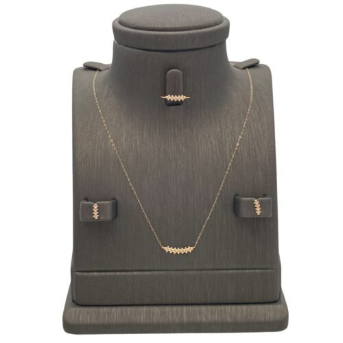 نصف طقم اطفال ذهب عيار 18 الوزن 1.31 جرام