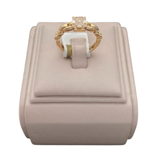 خاتم ذهب عيار 18 الوزن 2.74 جرام