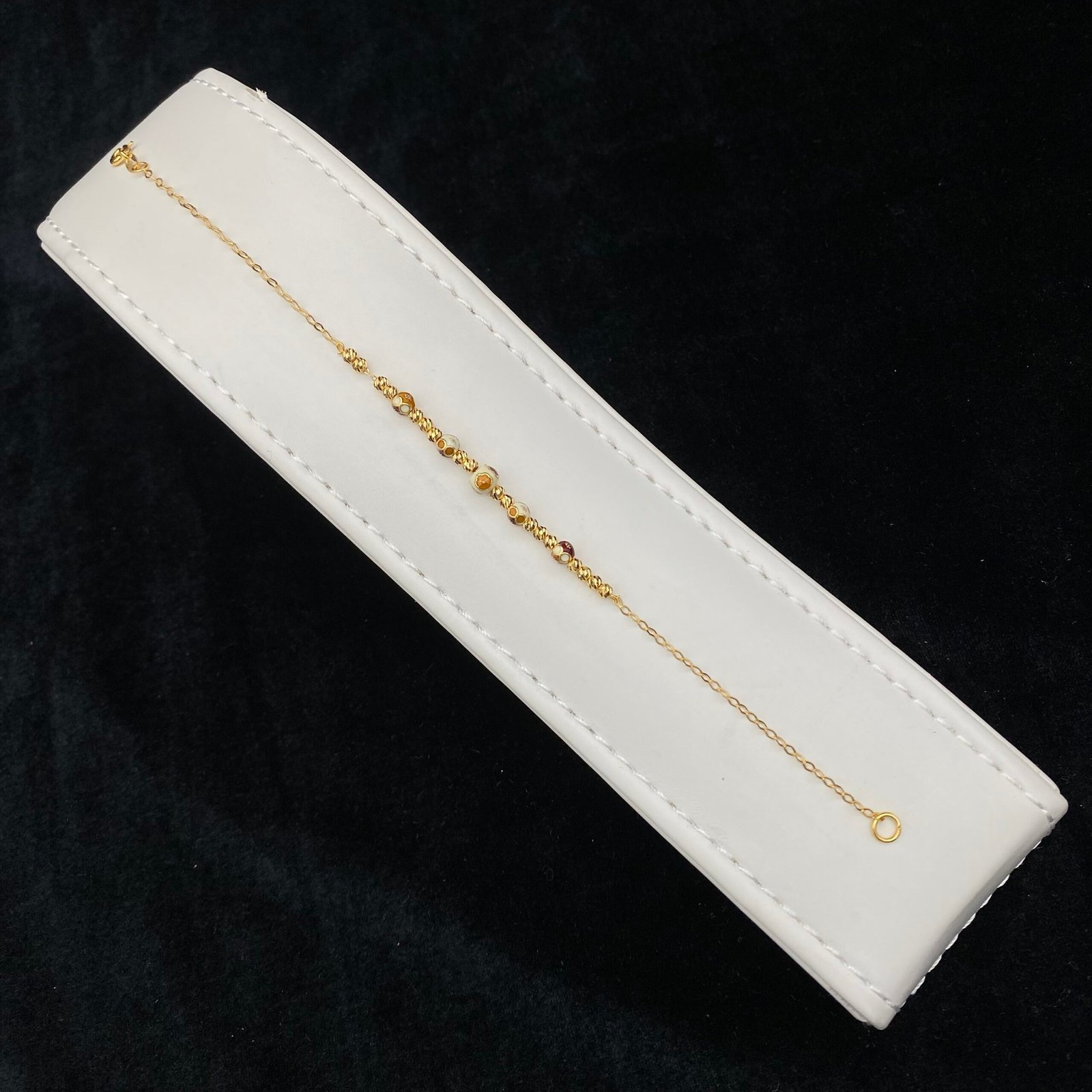 إسوارة ذهب عيار 21 الوزن 2.7 جرام