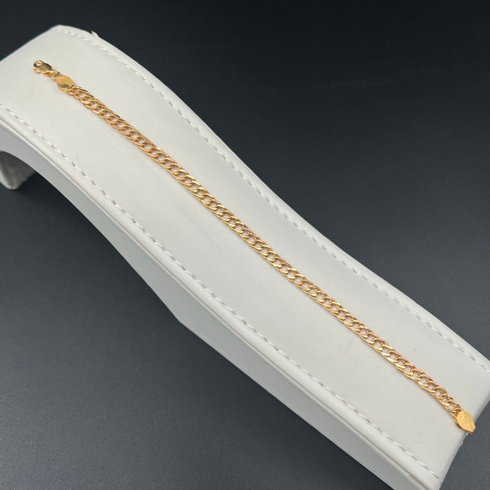 إسواره ذهب عيار21 الوزن 4.86 جرام