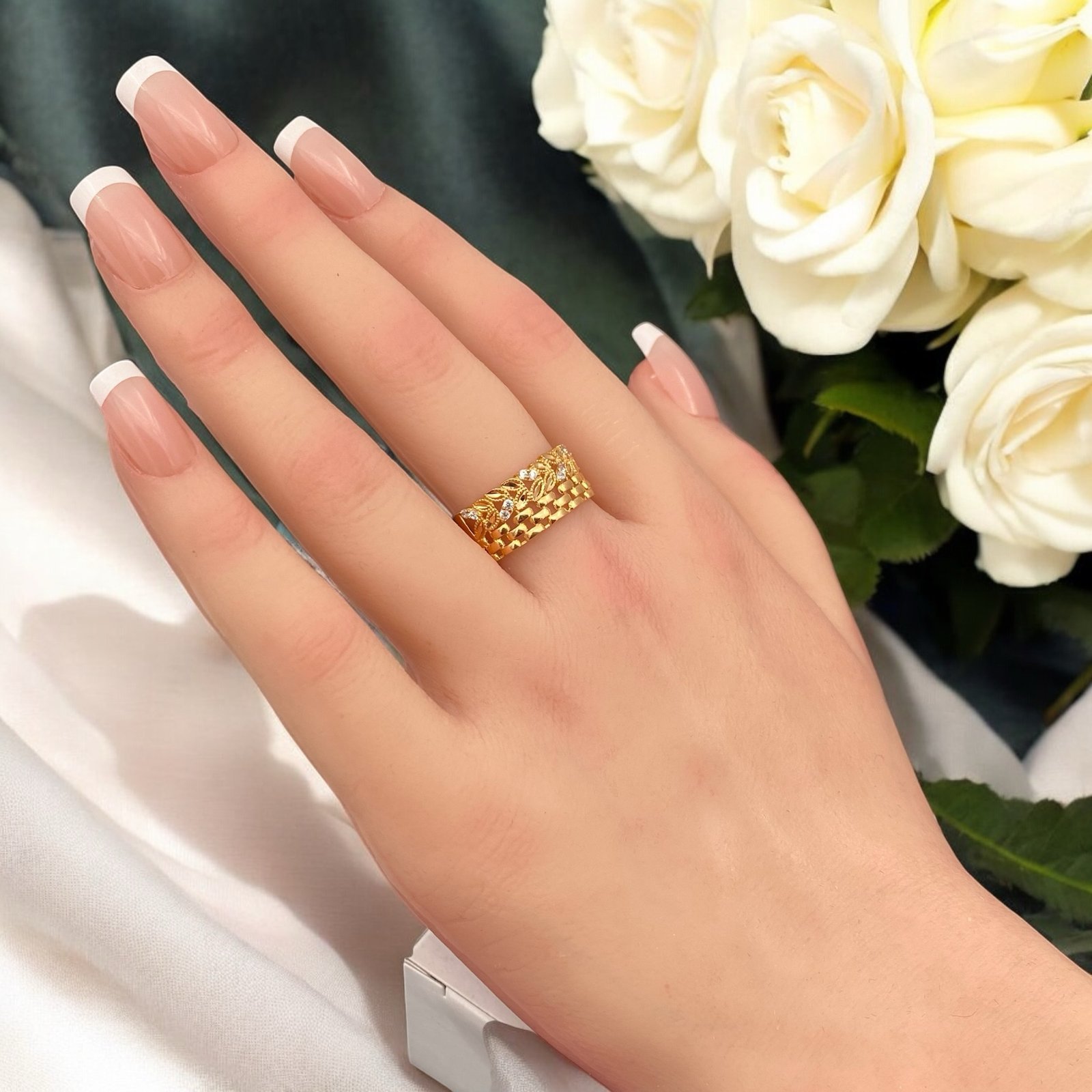 خاتم ذهب عيار 21 الوزن 2.94 جرام