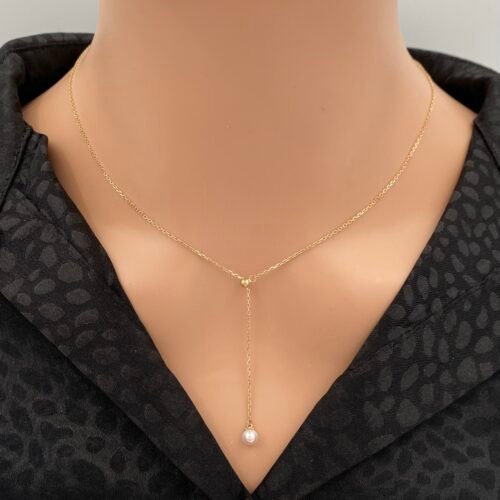 عقد ذهب عيار 18 الوزن 2.08 جرام