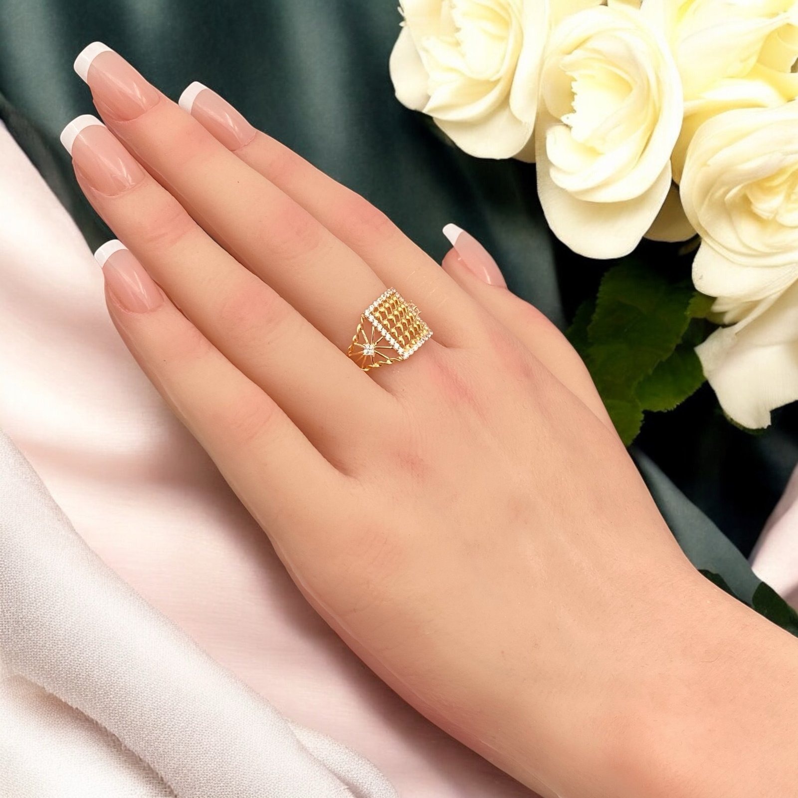 خاتم ذهب عيار 21 الوزن 2.11 جرام