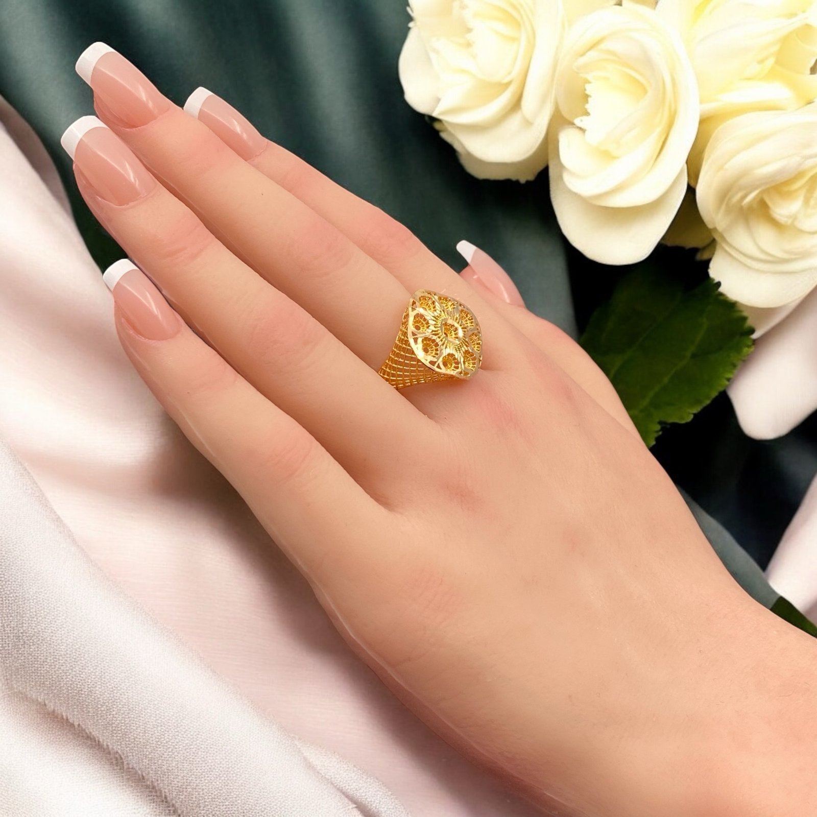 خاتم ذهب عيار 21 الوزن 3.13 جرام