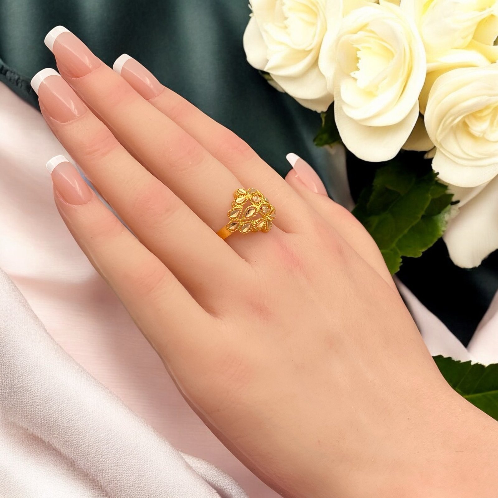 خاتم ذهب عيار 21 الوزن 3.36 جرام