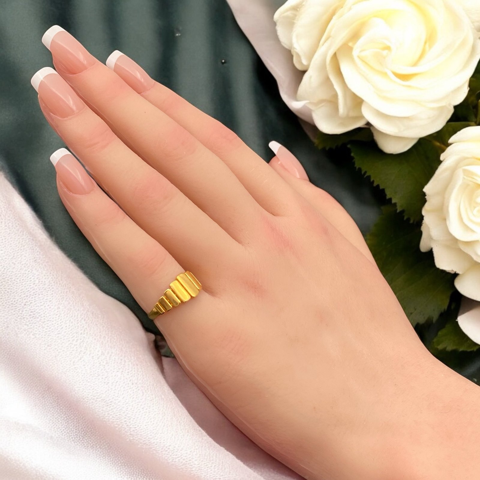 خاتم ذهب عيار 21 الوزن 1.91 جرام