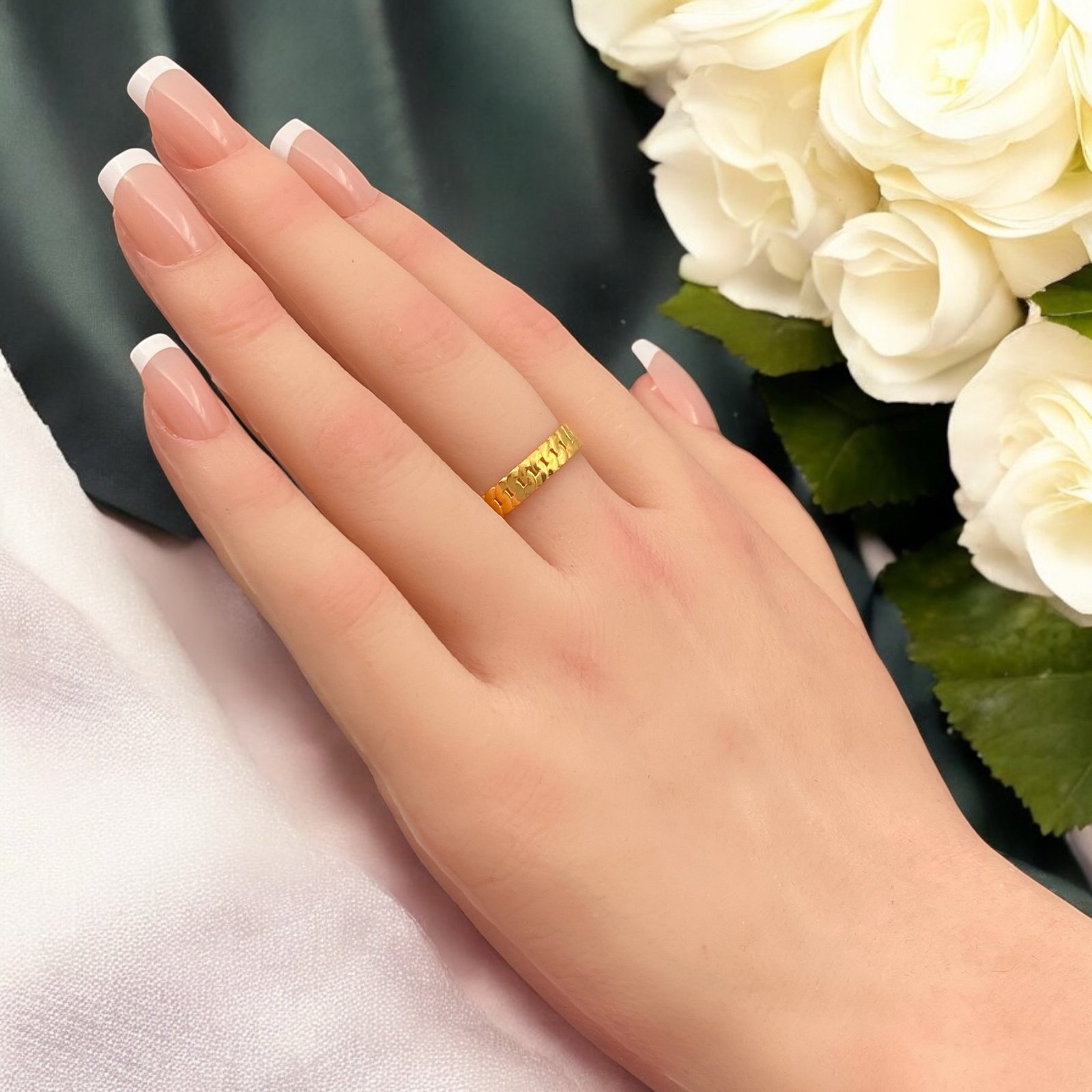 خاتم ذهب عيار 21 الوزن 2.35 جرام