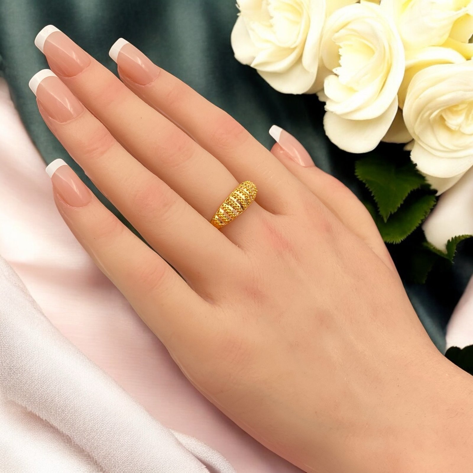 خاتم ذهب عيار 21 الوزن 1.84 جرام