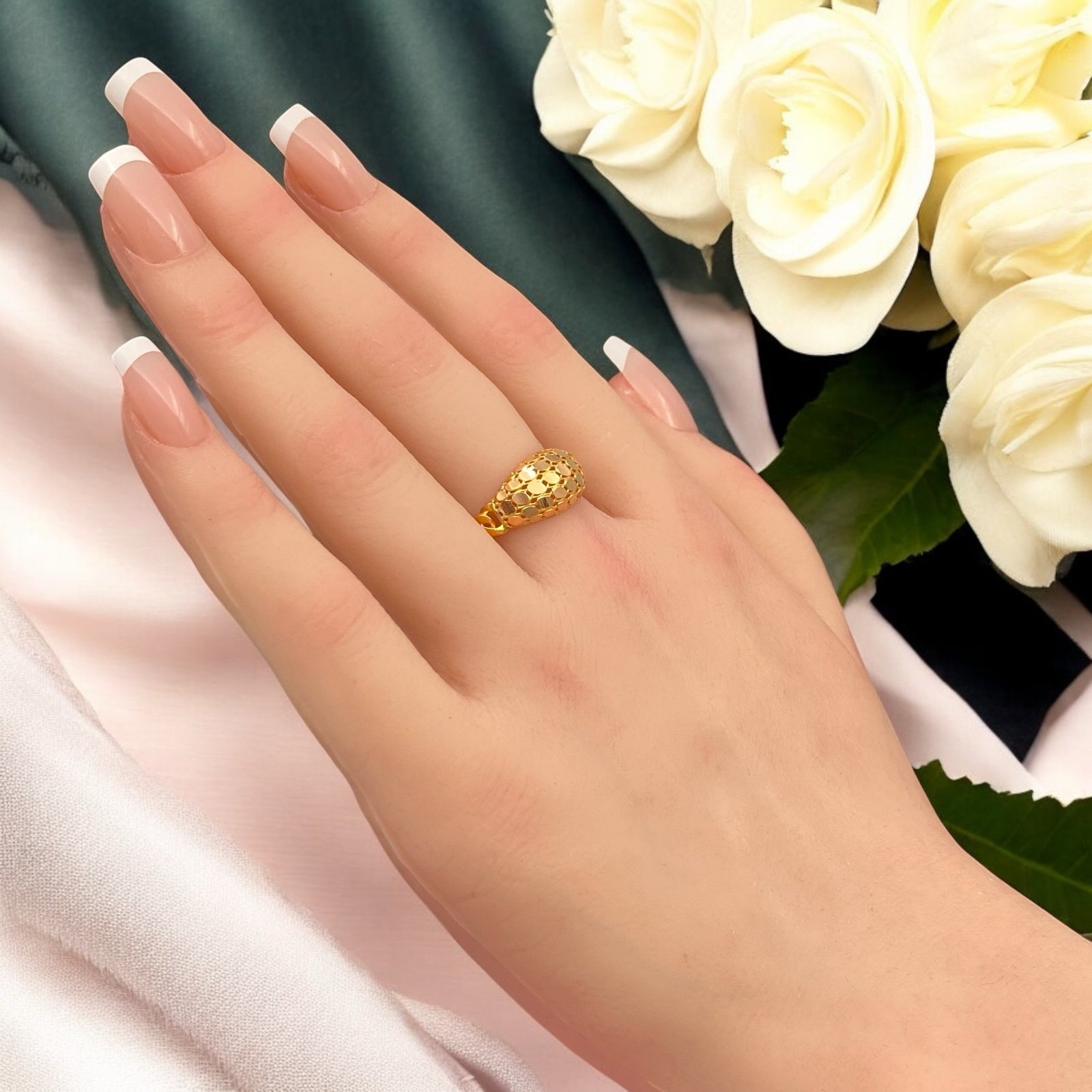 خاتم ذهب عيار 21 الوزن 2.36 جرام