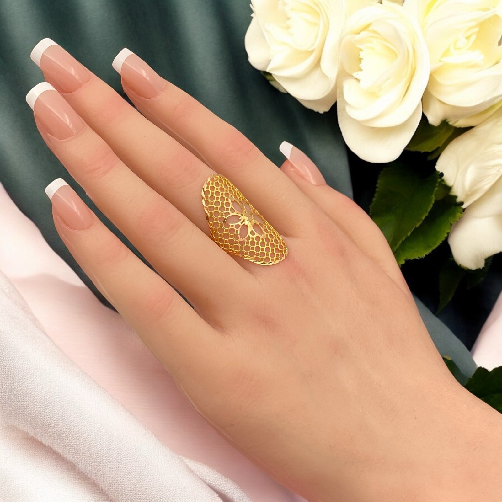 خاتم ذهب عيار 21 الوزن 2.76 جرام