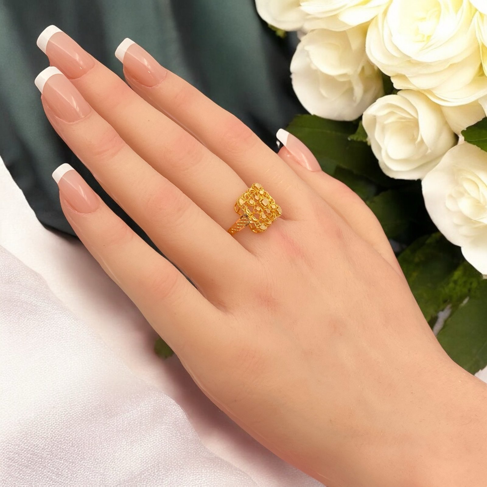 خاتم ذهب عيار 21 الوزن 2.26 جرام