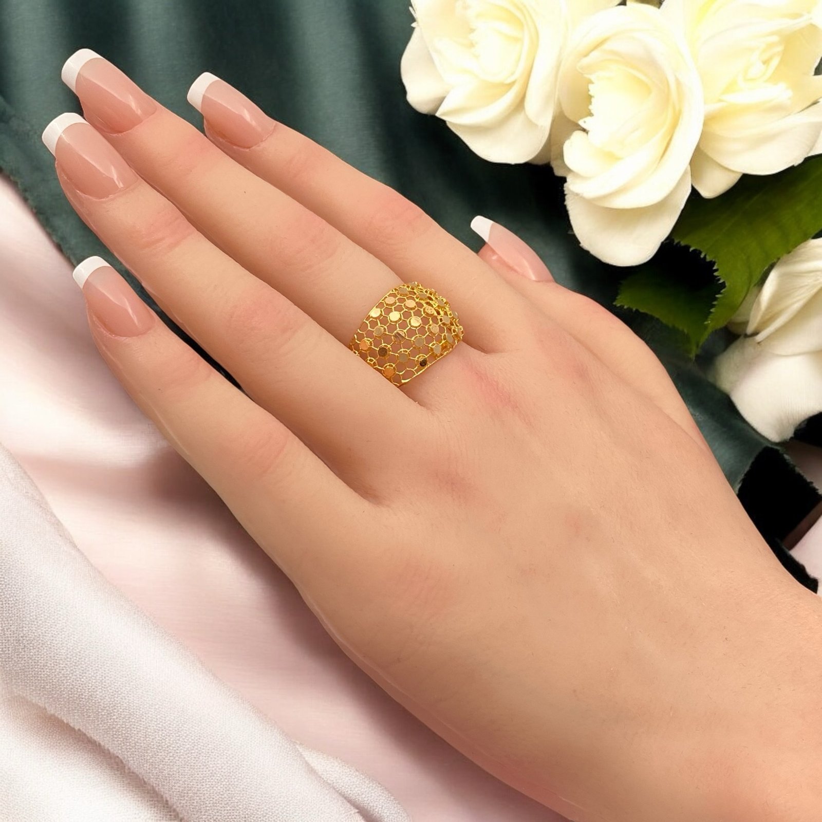 خاتم ذهب عيار 21 الوزن 2.21 جرام