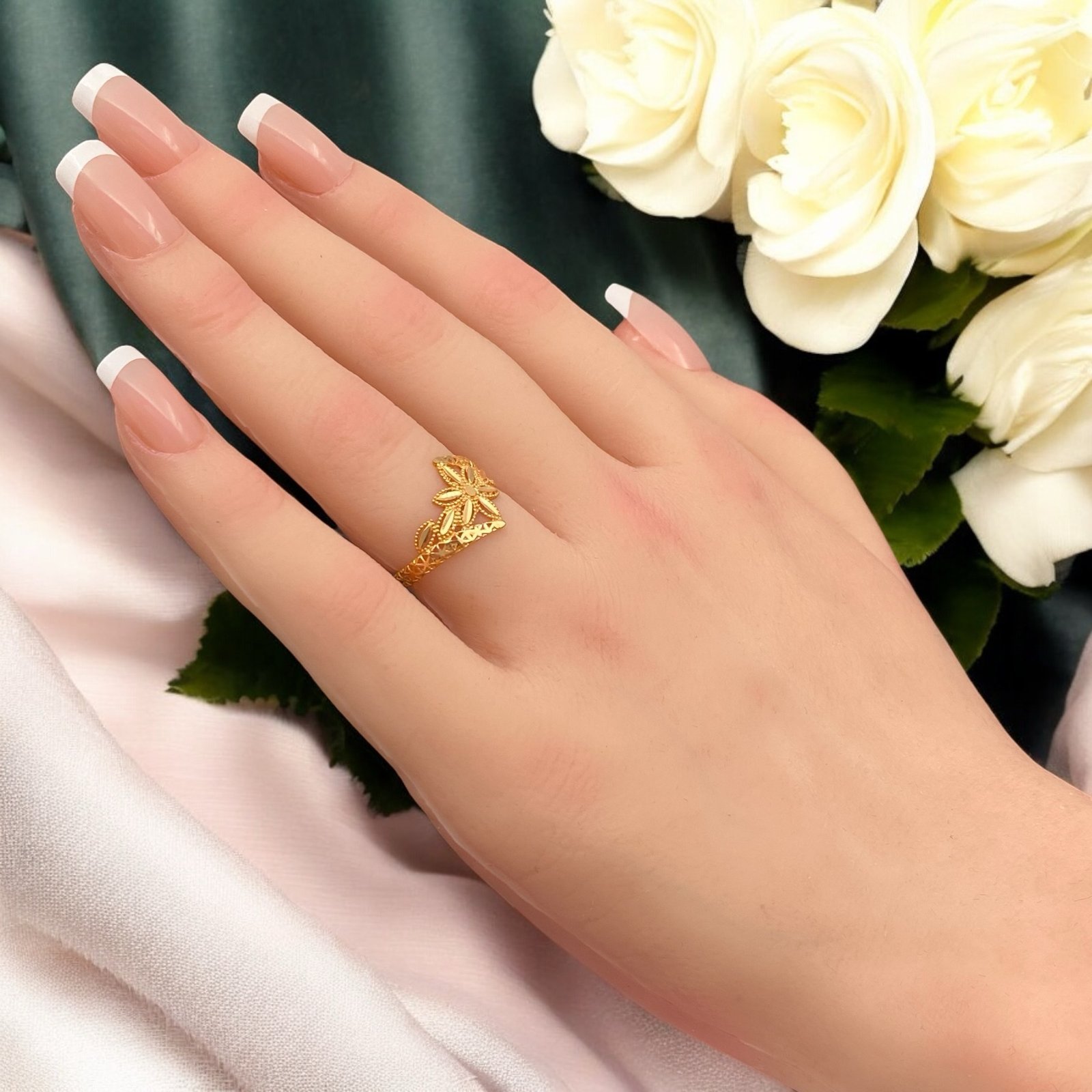 خاتم ذهب عيار 21 الوزن 1.33 جرام