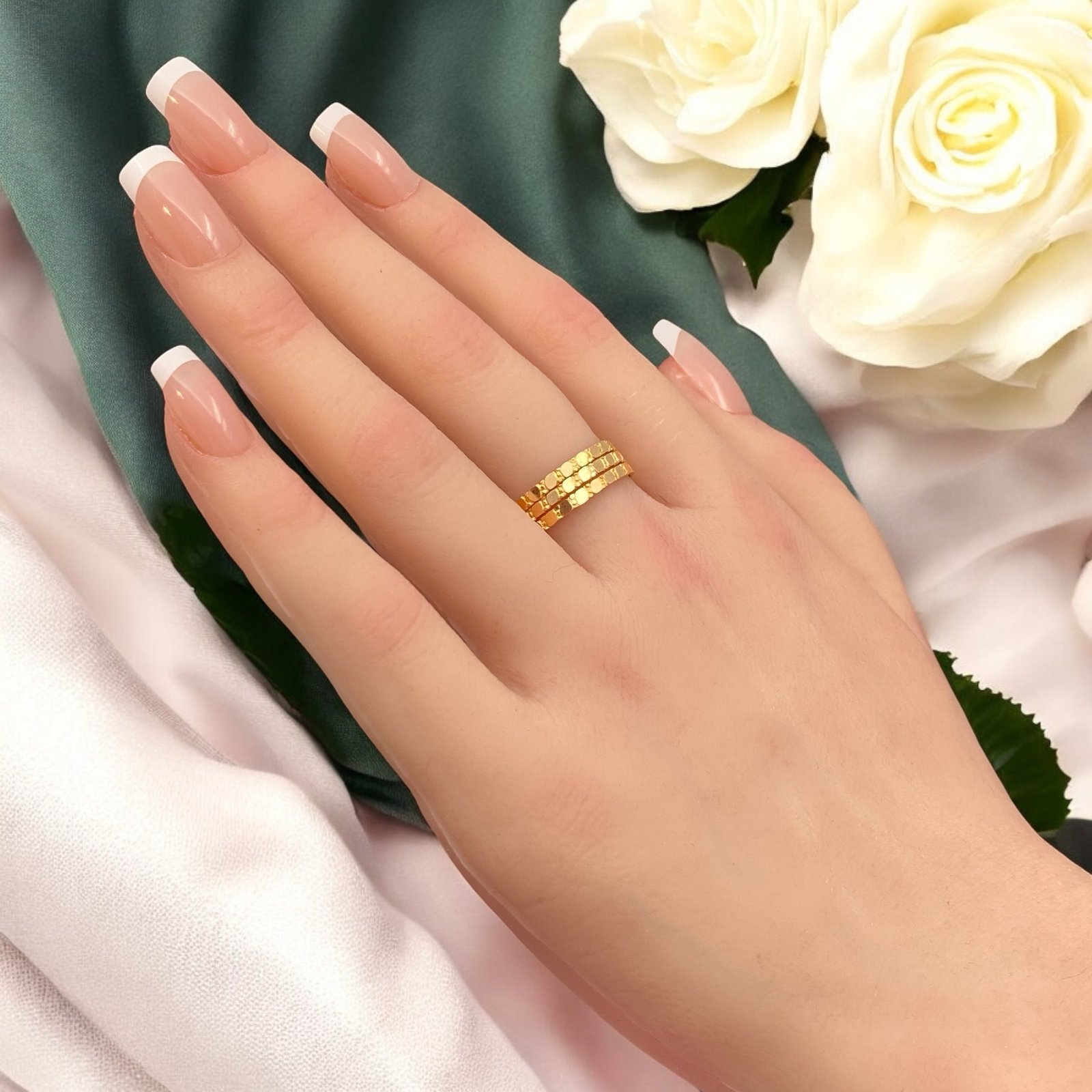 خاتم مرامي ذهب عيار 21 الوزن 3.91 جرام