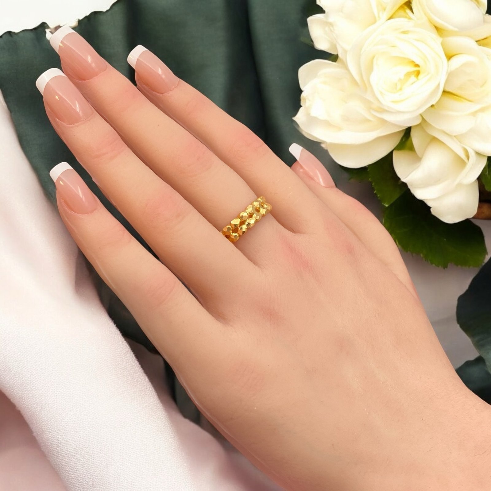 دبلة ذهب عيار 21 الوزن 4.21 جرام