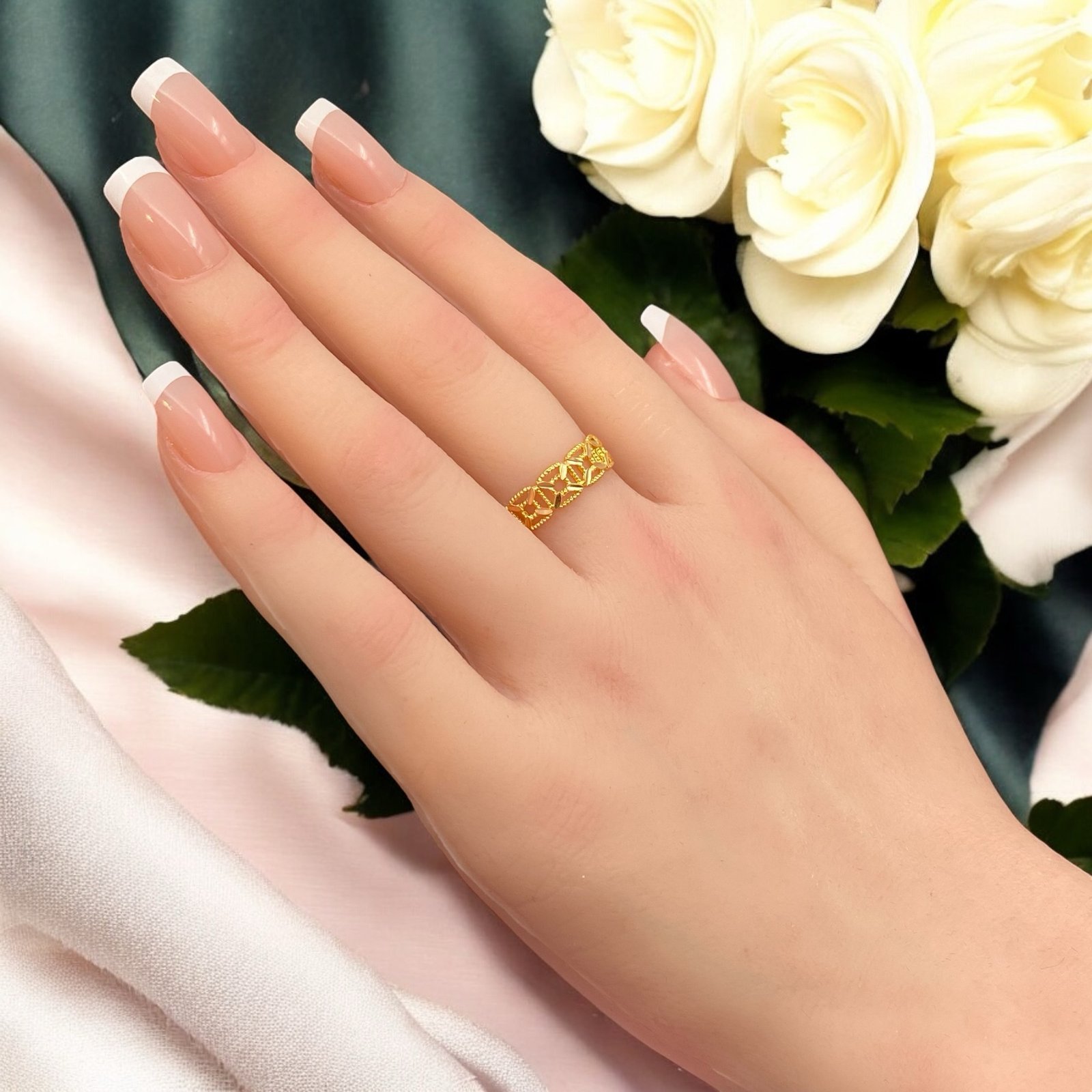 دبلة ذهب عيار 21 الوزن 2.28 جرام