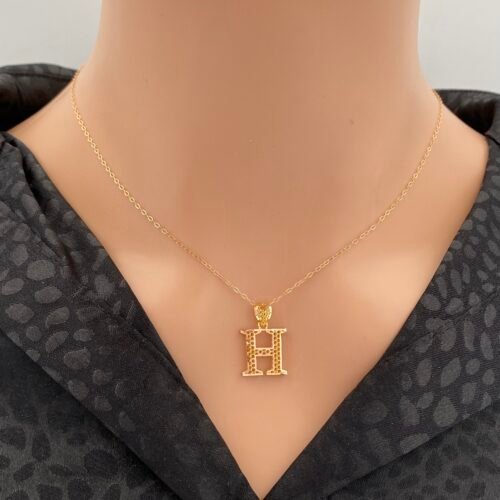 عقد حرف H ذهب عيار 21 الوزن 1.80 خراف