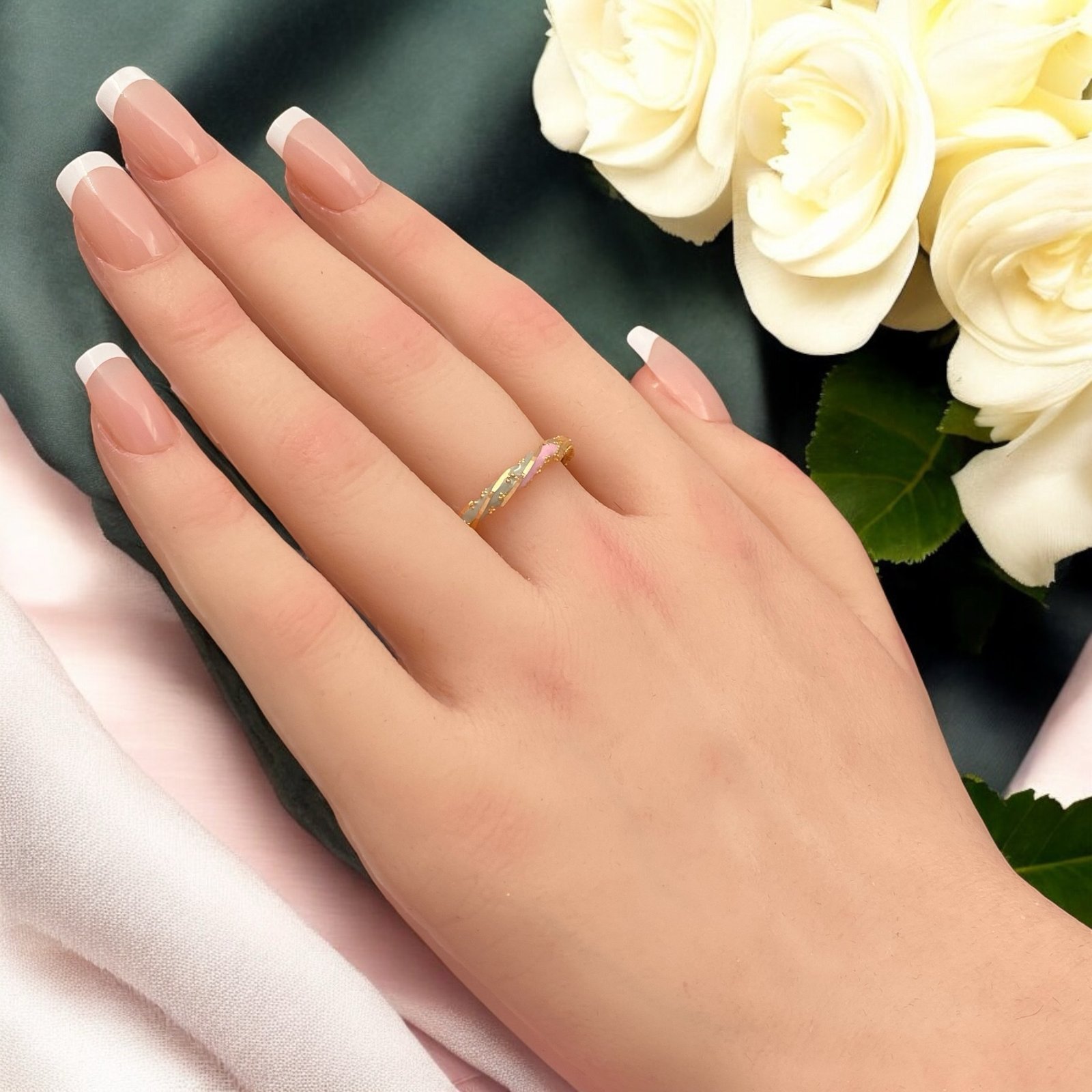 دبلة ذهب عيار 21 الوزن 3.45 جرام