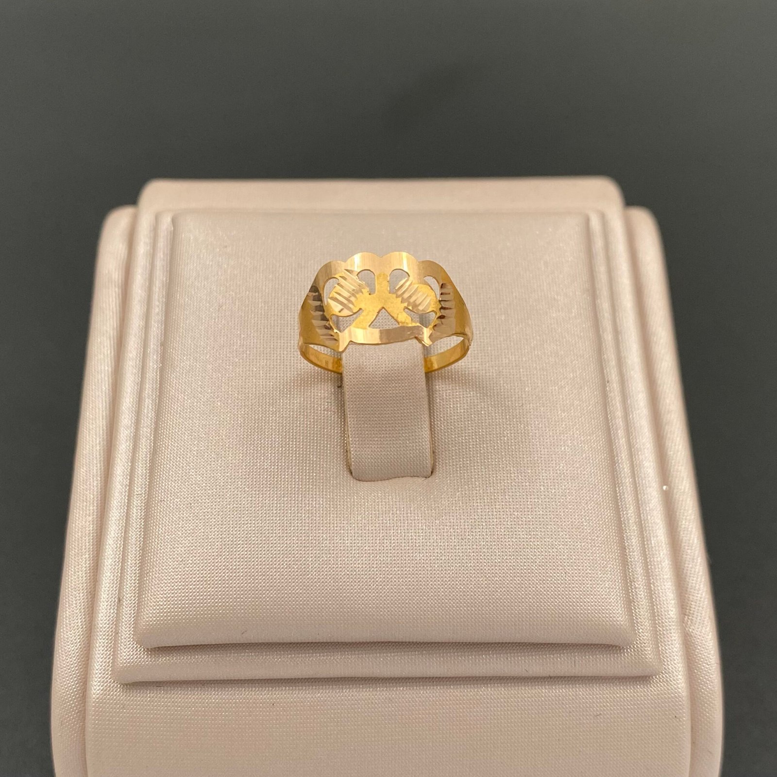 خاتم أطفال ذهب عيار 21 الوزن 0.70 جرام