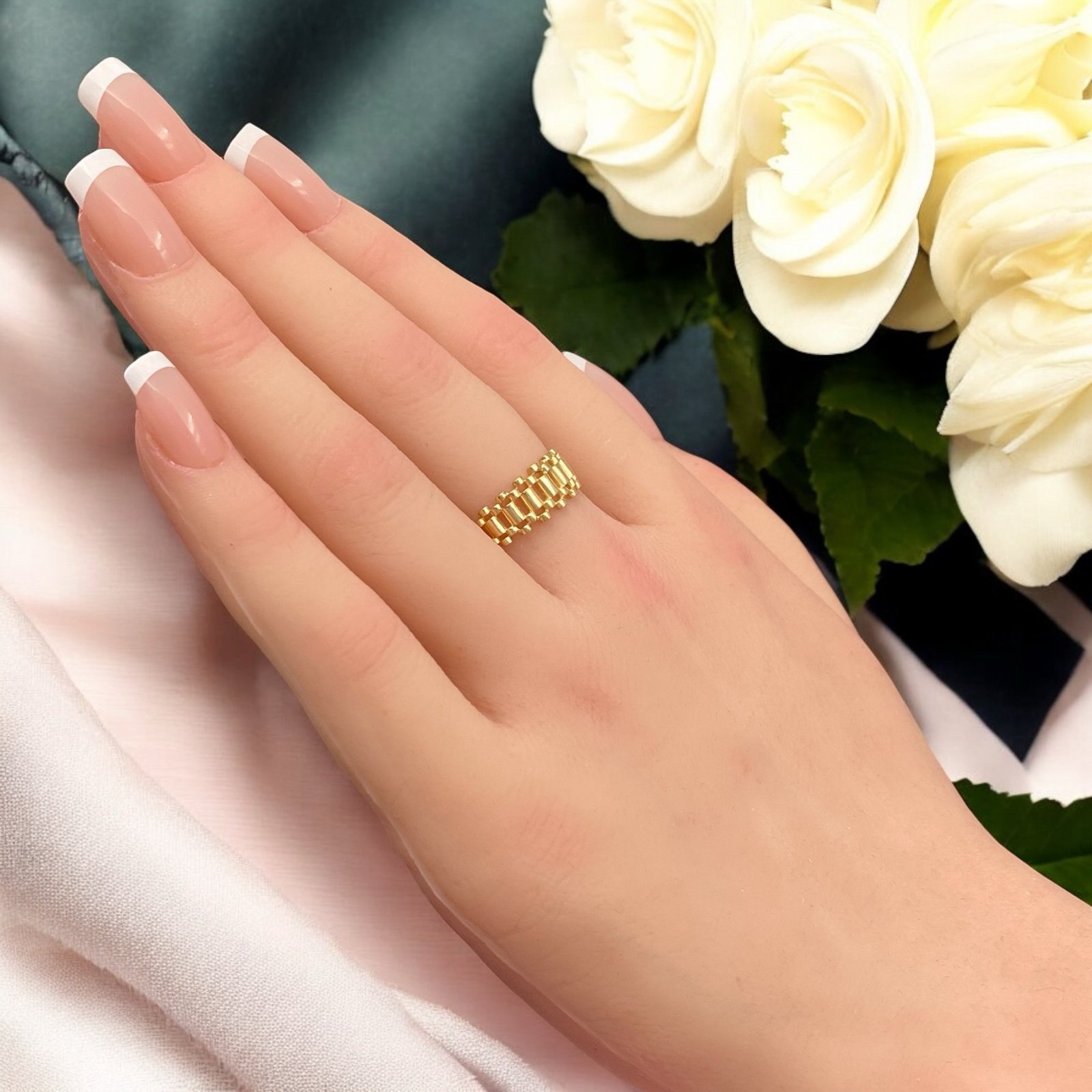 خاتم ذهب عيار 18 الوزن 2.53 جرام