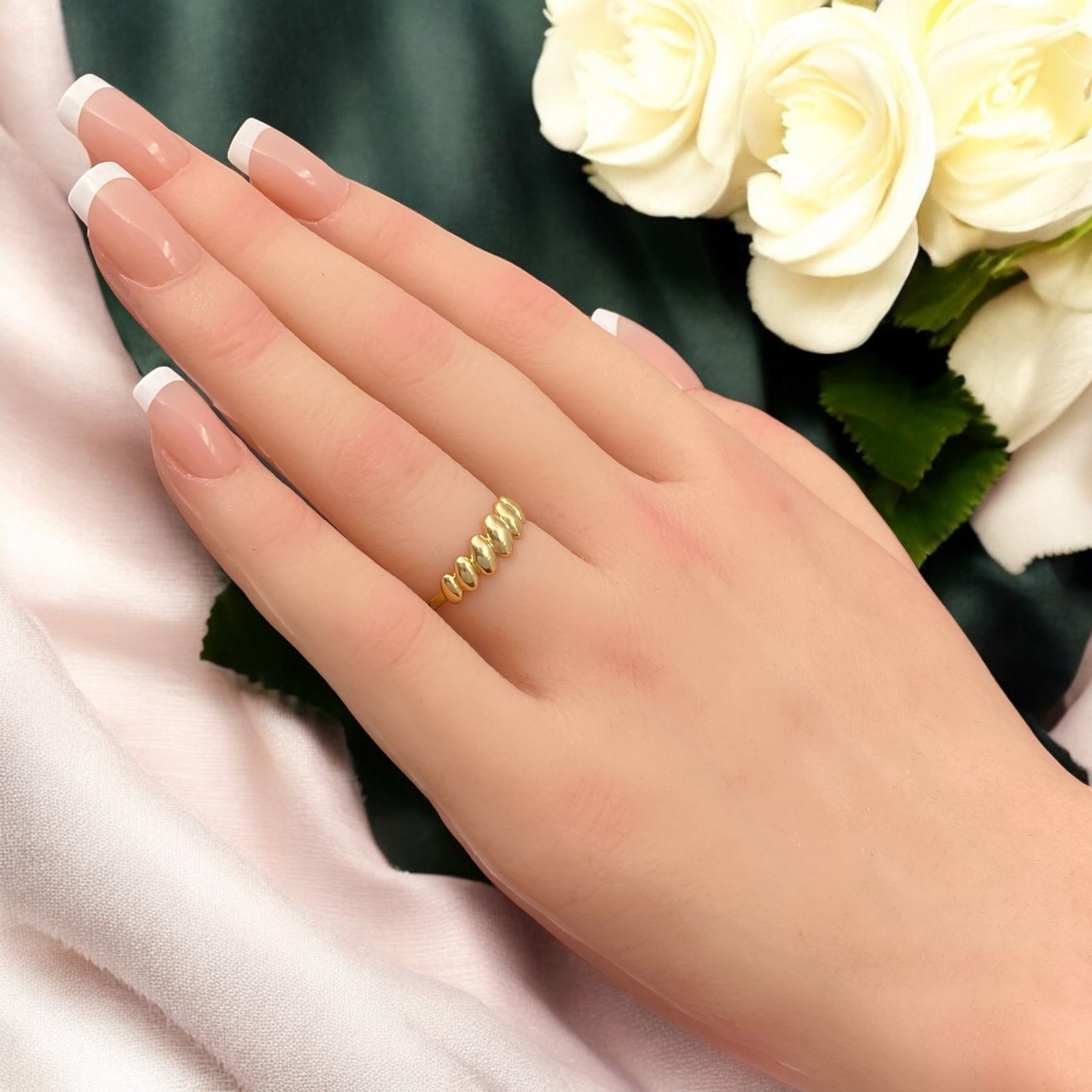 خاتم ذهب عيار 18 الوزن 1.28 جرام