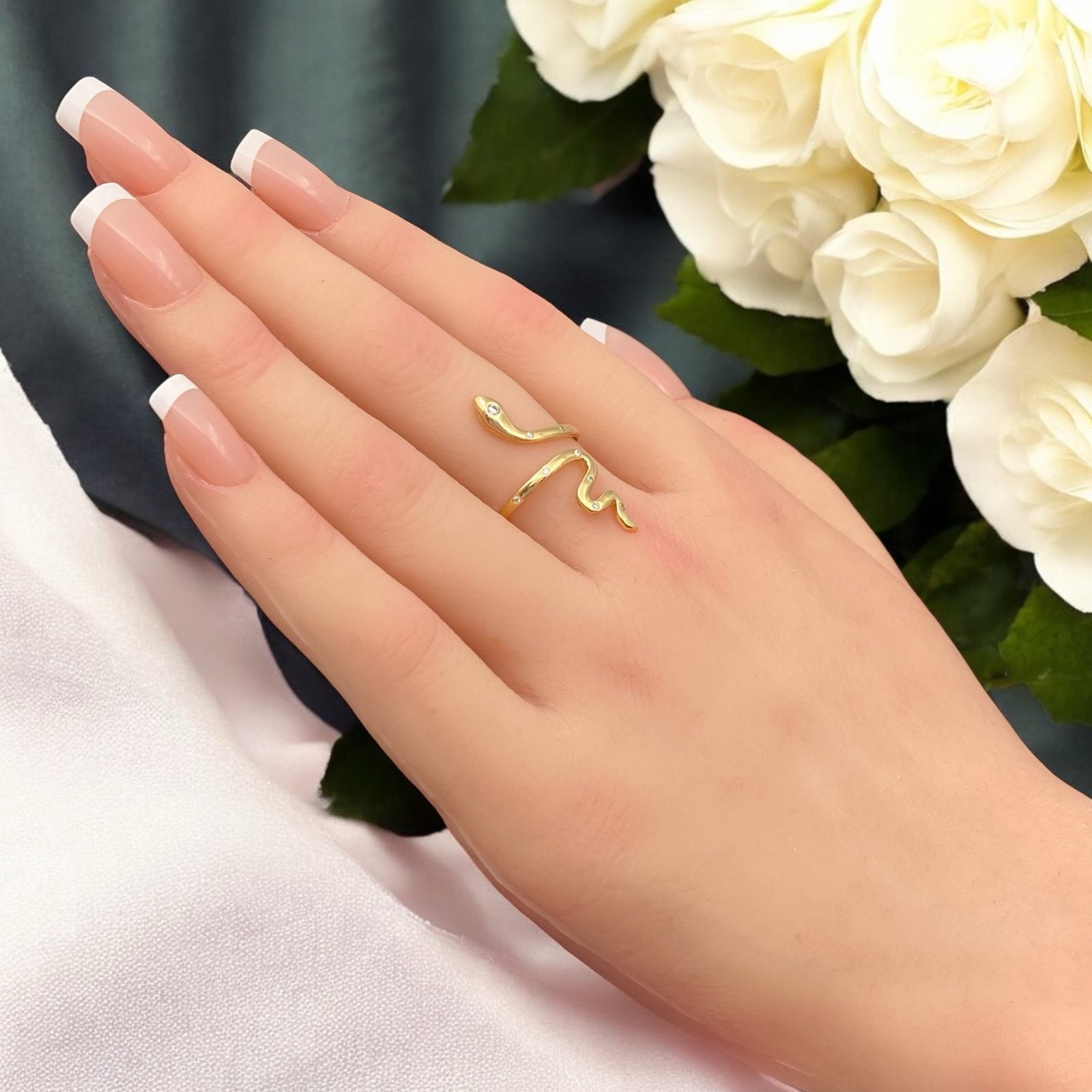 خاتم ذهب عيار 18 الوزن 2.49 جرام