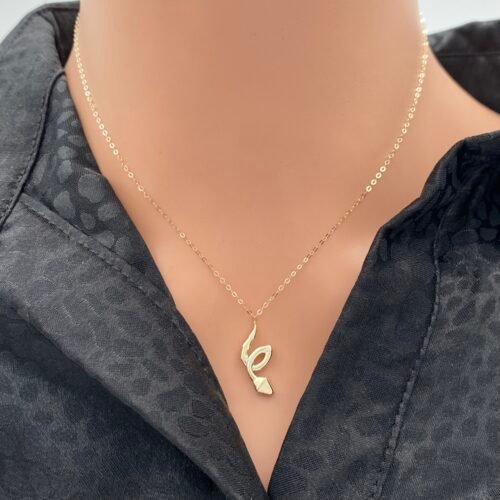 عقد ذهب عيار 18 الوزن 1.16 جرام