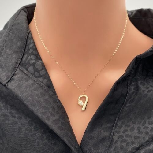 عقد ذهب عيار 18 الوزن 1.42 جرام