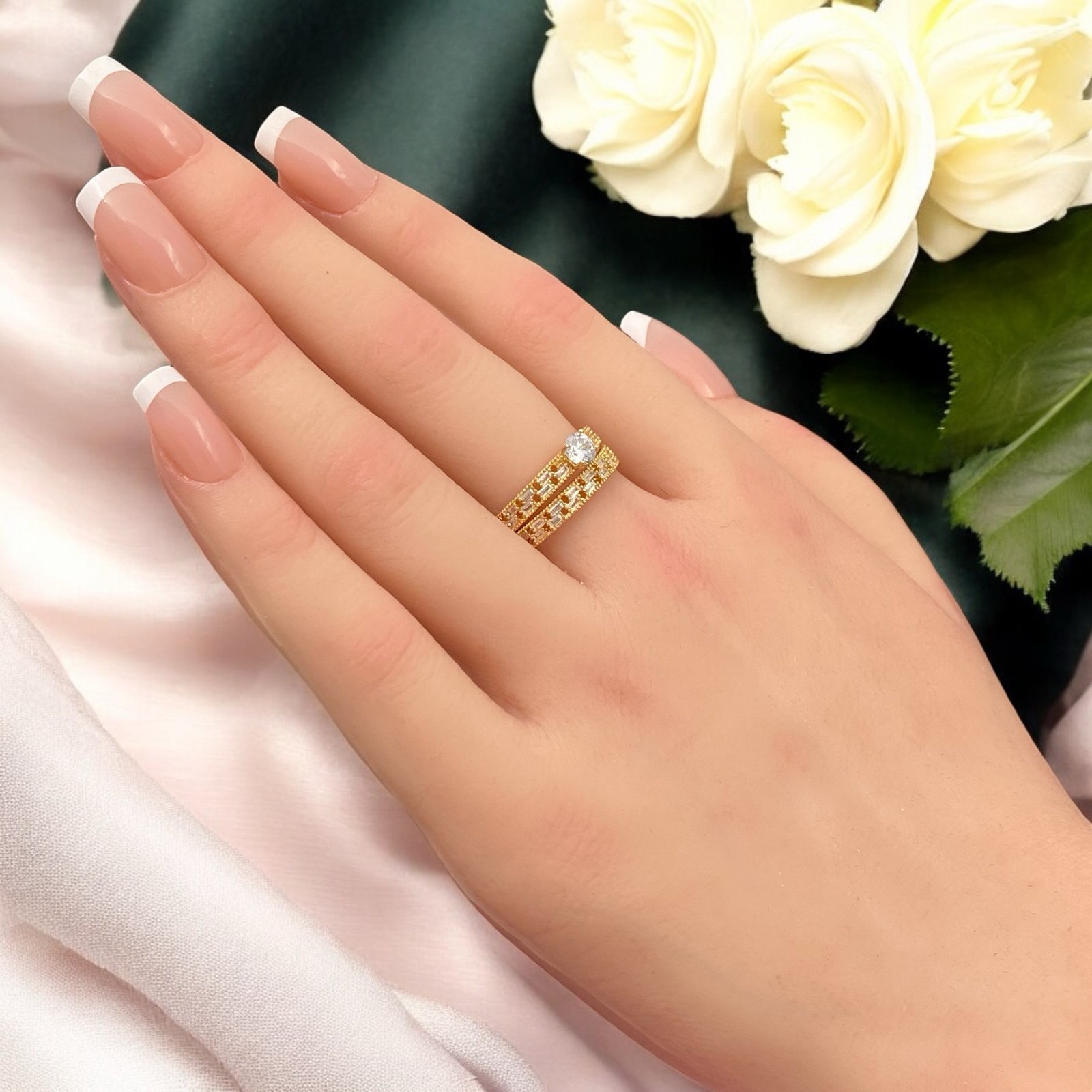 خاتم توينز ذهب عيار 18 الوزن 3.44 جرام