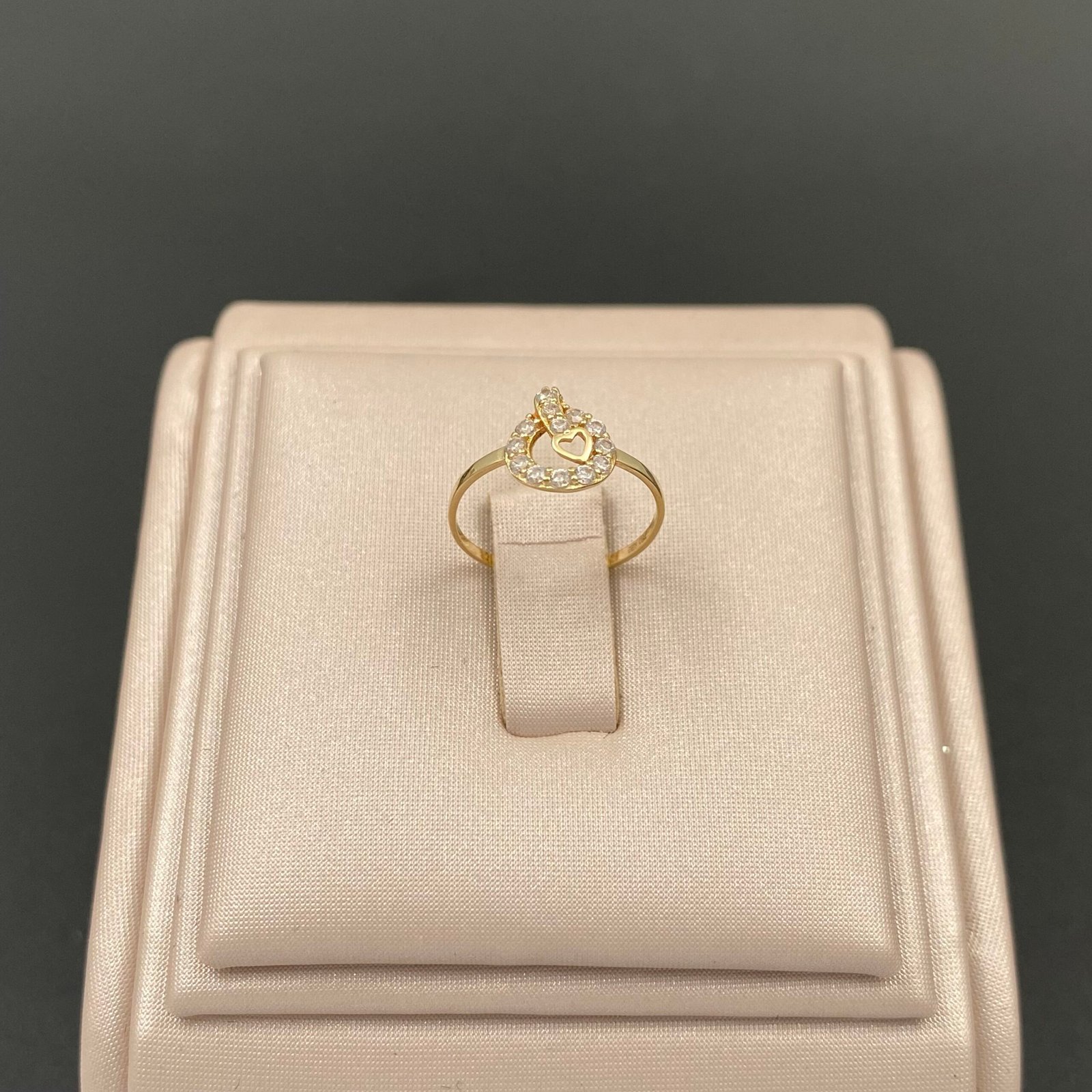 خاتم أطفال ذهب عيار 18 الوزن 0.48 جرام