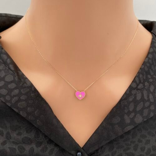 عقد ذهب عيار 18 الوزن 1.05 جرام