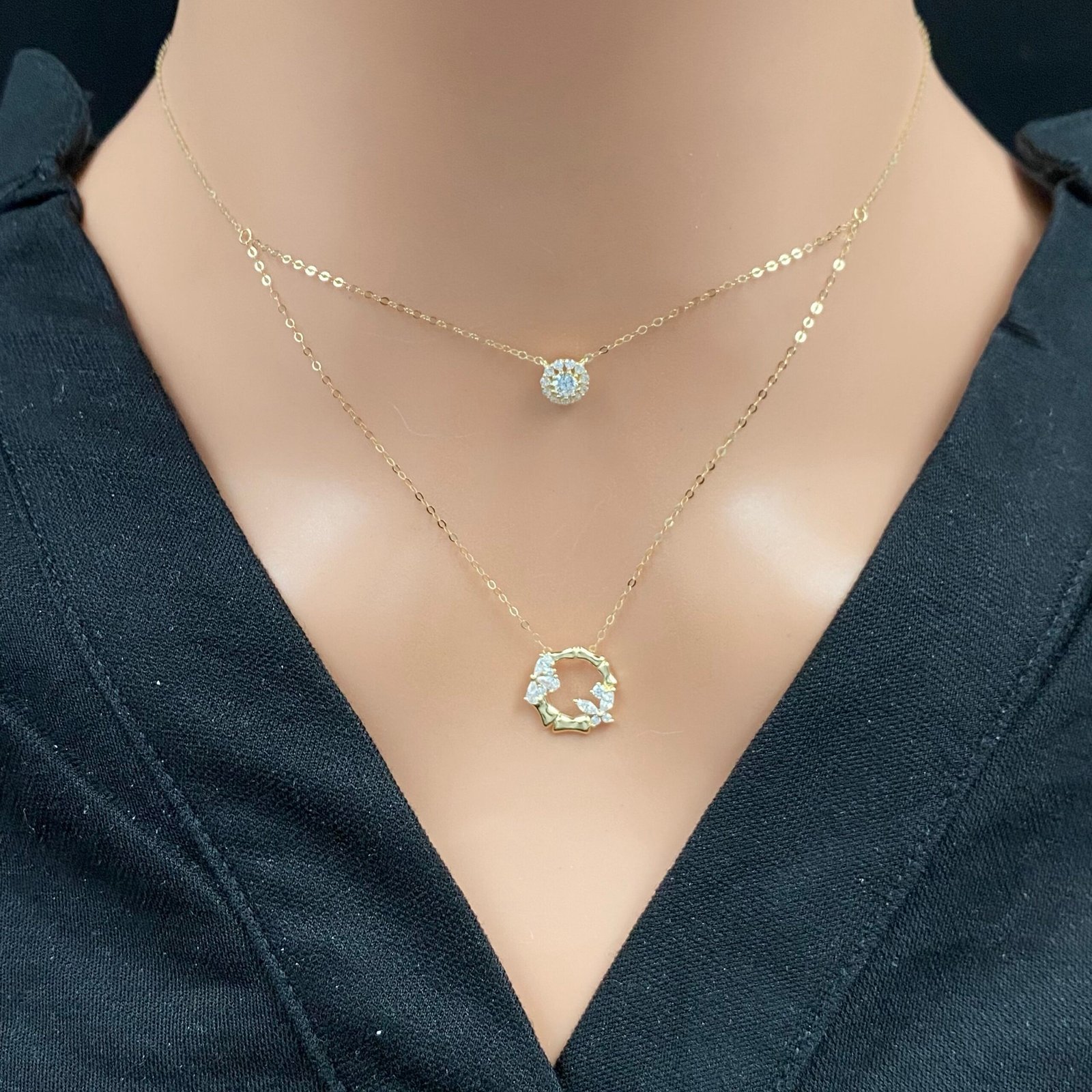 عقد ذهب عيار 18 الوزن 1.10 جرام