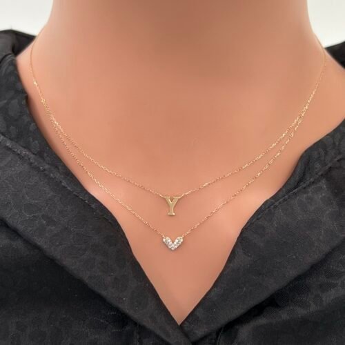 عقد حرف Y ذهب عيار 18 الوزن 1.31 جرام