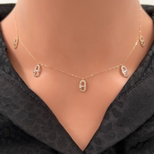 عقد ذهب عيار 18 الوزن 1.51 جرام