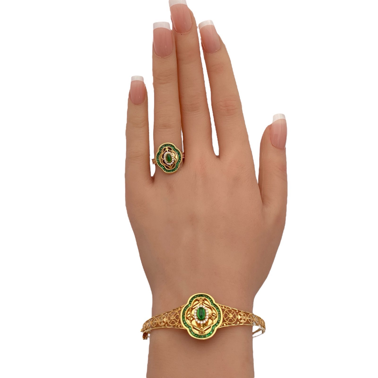 إسوارة وخاتم ذهب عيار 21 الوزن 14.87 جرام