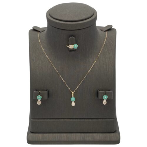 نصف طقم أطفال ذهب عيار 18 الوزن 3.13 جرام