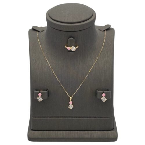 نصف طقم أطفال ذهب عيار 18 الوزن 2.94 جرام