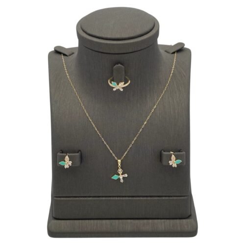 نصف طقم أطفال ذهب عيار 18 الوزن 3.04 جرام