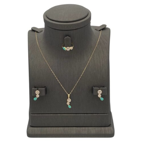 نصف طقم أطفال ذهب عيار 18 الوزن 2.96 جرام