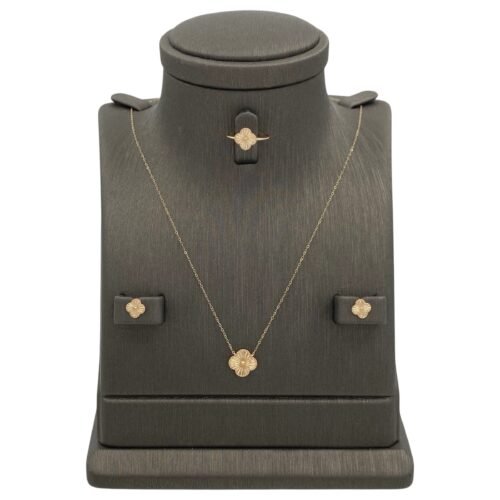 نصف طقم أطفال ذهب عيار 21 الوزن 1.65 جرام